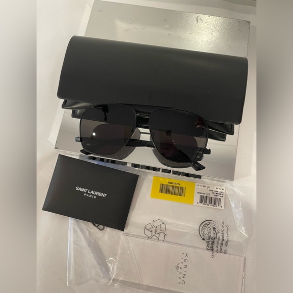 SAINT LAURENT SL 653 LEON-002 BLACK SUNGLASSES - Picture 3 of 10